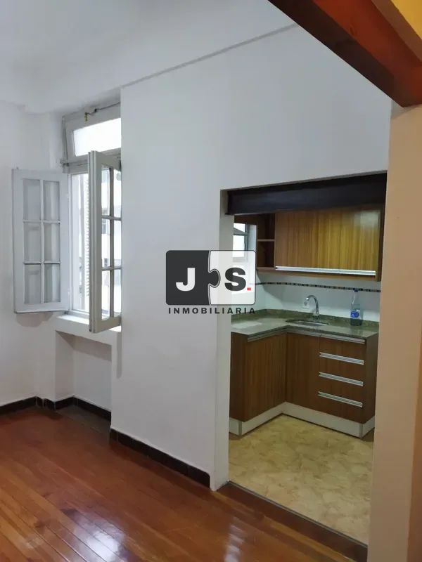 Alquilo apartamento un dormitorio en Centro · Foto 1