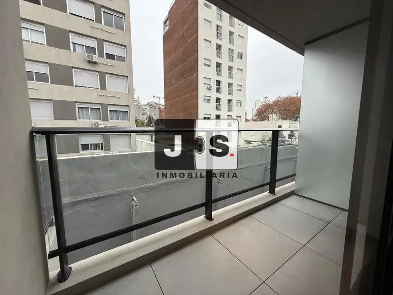 Alquilo Monoambiente en cordon · Foto 8