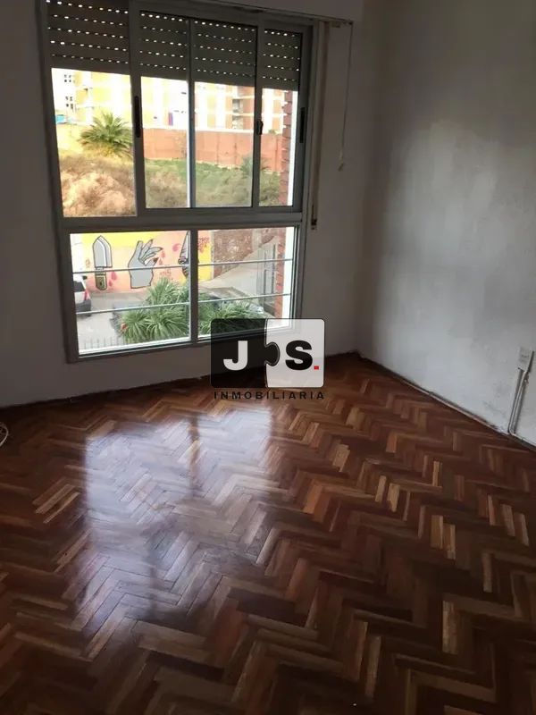 Alquilo apartamento 3 dormitorios en Centro · Foto 9