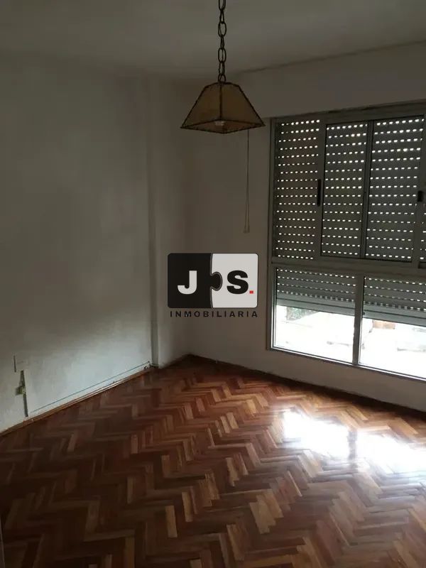 Alquilo apartamento 3 dormitorios en Centro · Foto 7