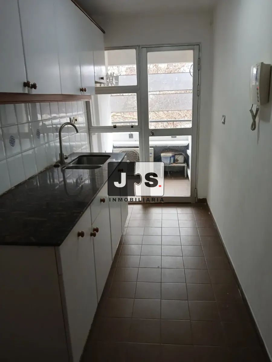 Alquiler de apartamento de 2 dormitorios en Tres cruces · Foto 12