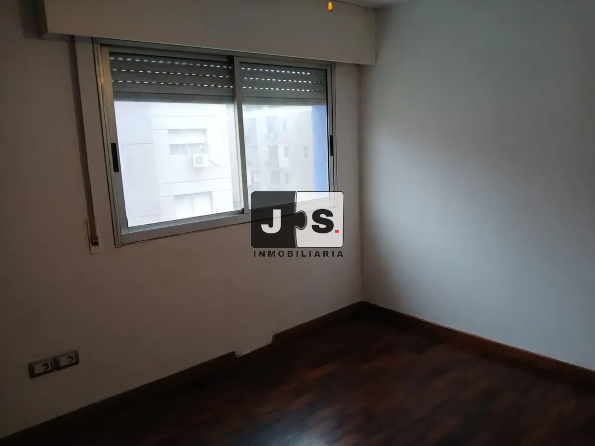 Alquiler de apartamento de 2 dormitorios en Tres cruces · Foto 6