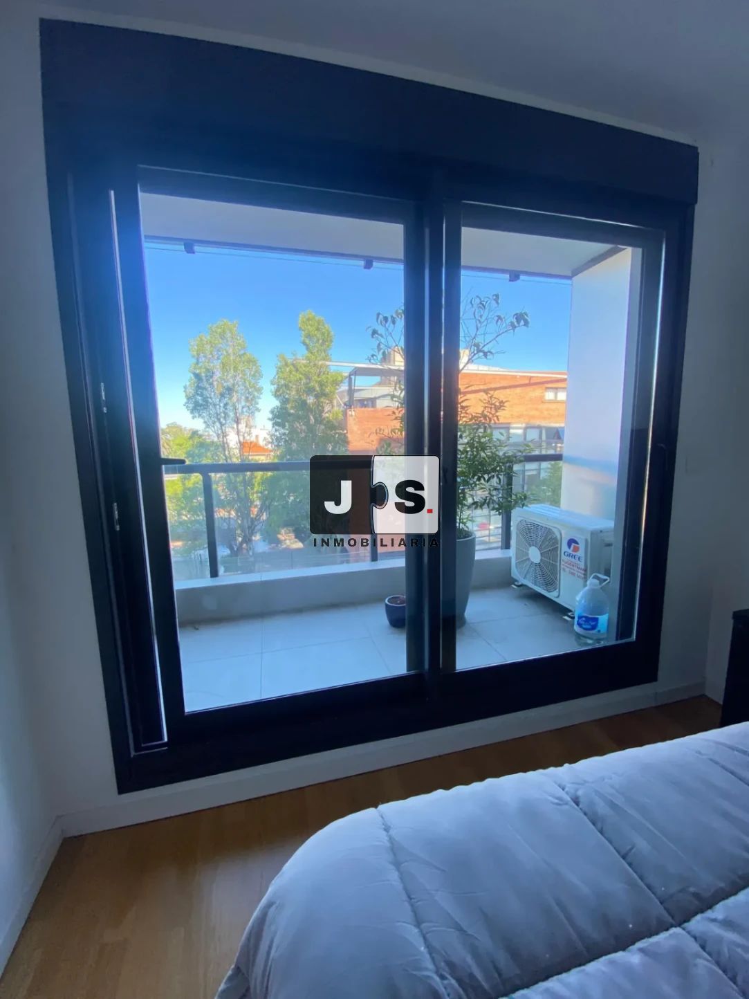 Alquilo apartamento 1 dormitorio c/balcon en Puerto Buceo · Foto 7