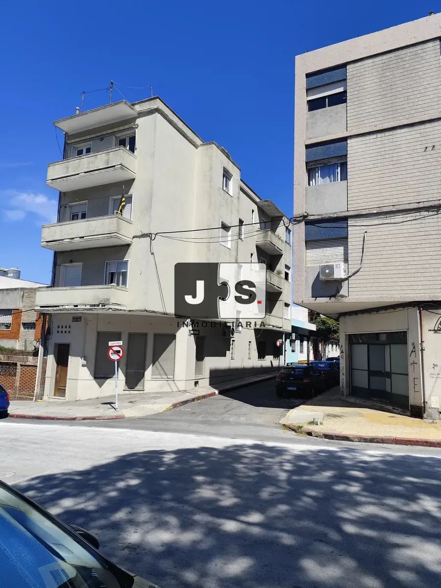 Alquilo Apartamento 1 dormitorio y escritorio Palermo · Foto 2