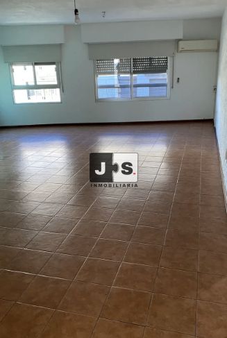 Alquilo Apartamento 2 dormitorios Centro · Foto 1