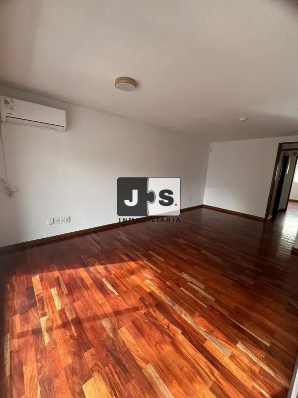 Alquilo apartamento 2 dormitorios en  Pocitos con garage · Foto 1