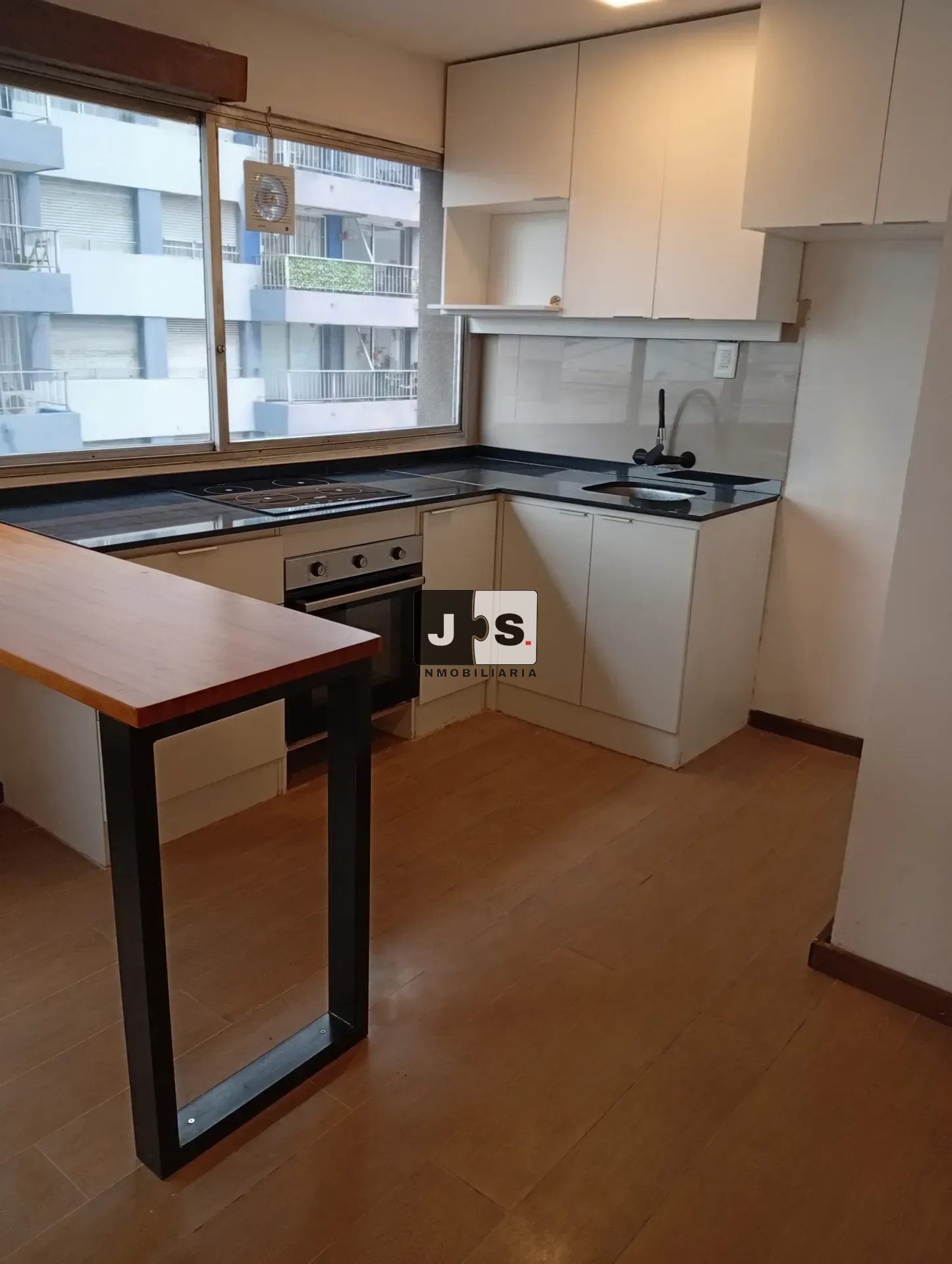 Alquilo Monoambiente Barrio Cordon