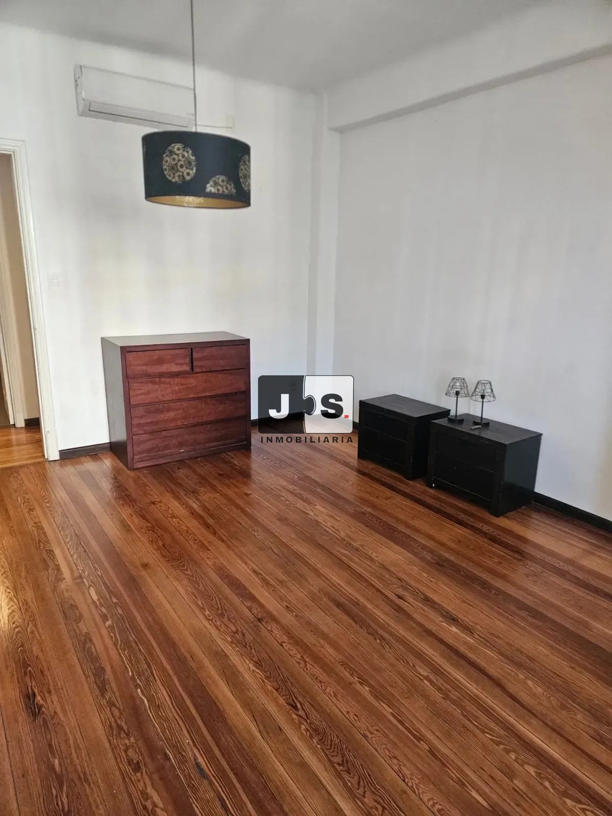 Alquilo apartamento 2 dormitorio Zona Centro · Foto 2