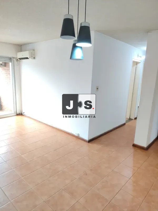 Alquilo Apartamento 2 dormitorios en Centro · Foto 4