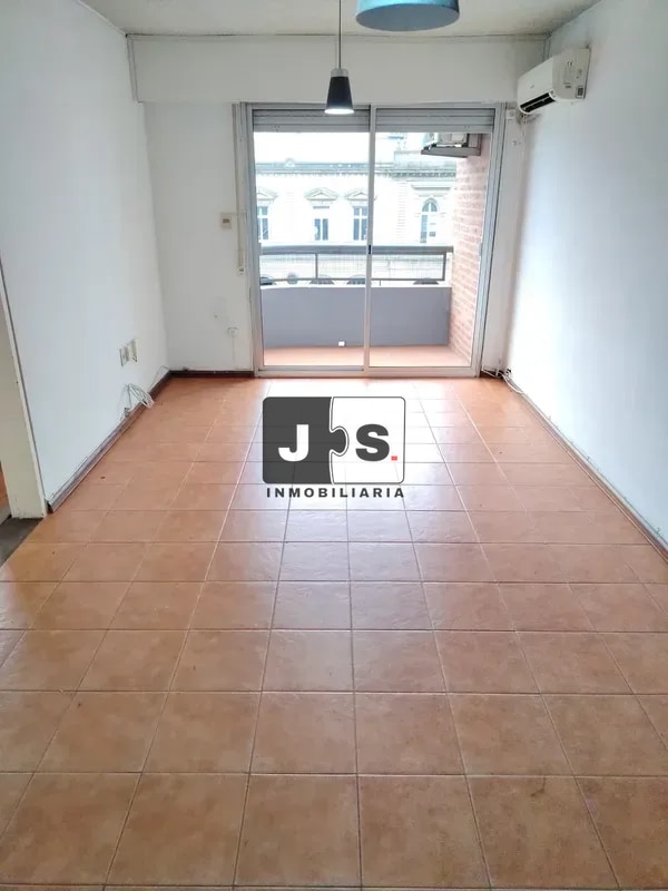 Alquilo Apartamento 2 dormitorios en Centro · Foto 1
