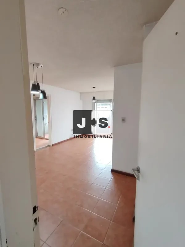 Alquilo Apartamento 2 dormitorios en Centro · Foto 2