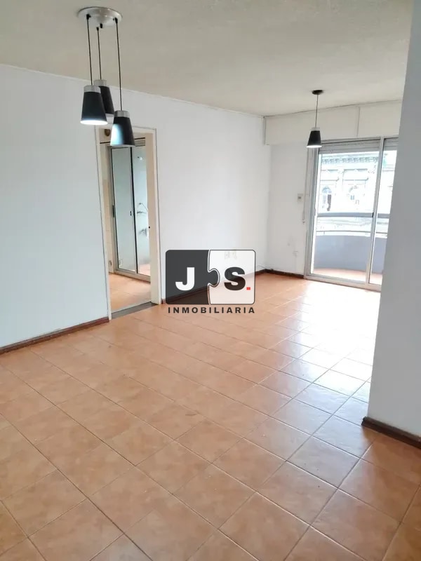 Alquilo Apartamento 2 dormitorios en Centro · Foto 3