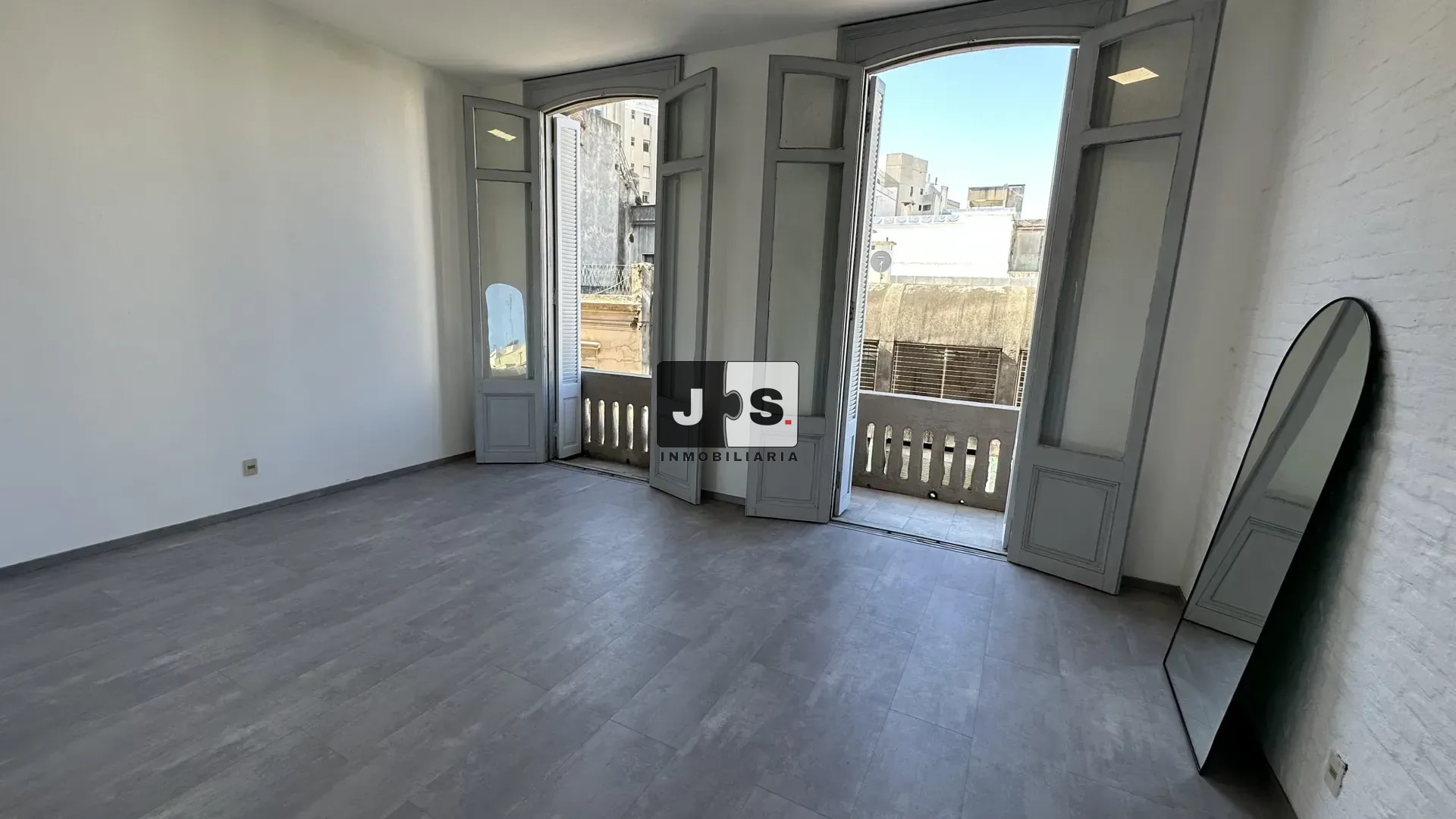 Alquilo Apartamento 2 dormitorios Ciudad Vieja