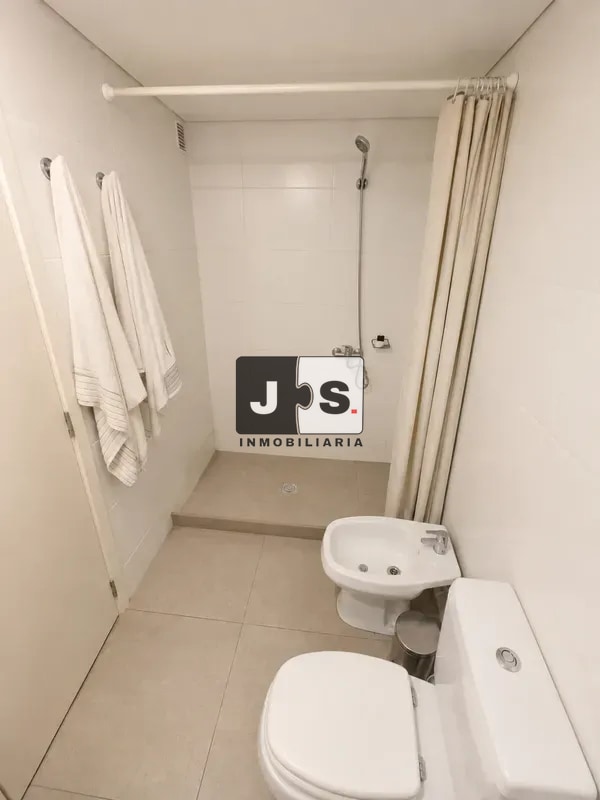Alquilo apartamento un dormitorio en La blanqueada · Foto 9