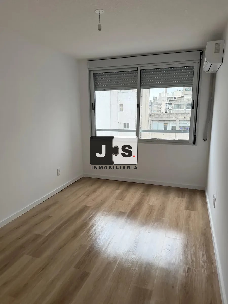 Alquiler de apartamento de 1 dormitorio en Cordon c/cochera · Foto 8