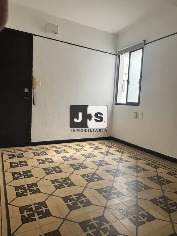 Alquilo apartamento dos dormitorios en centro · Foto 12
