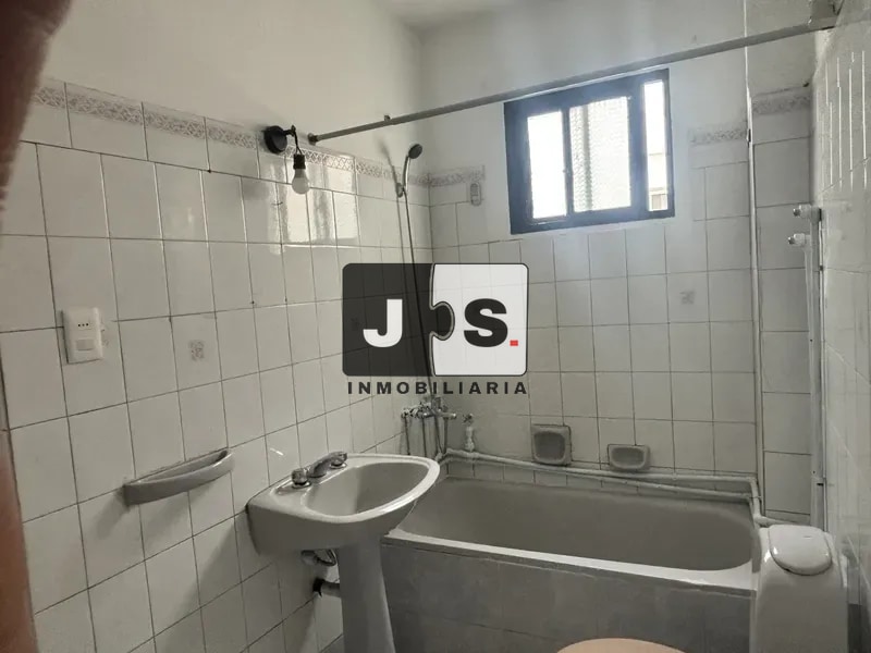 Alquilo apartamento dos dormitorios en centro · Foto 8