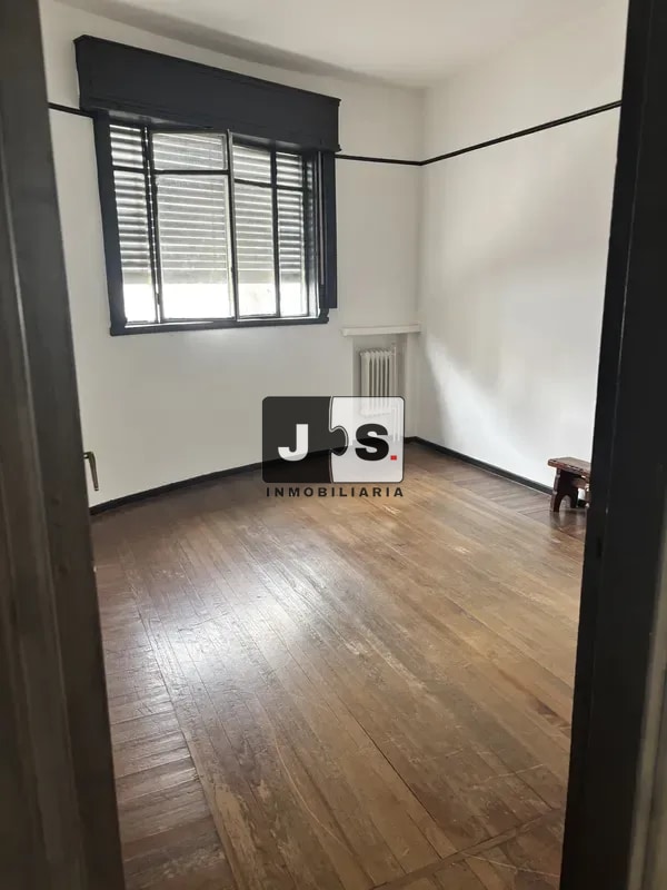 Alquilo apartamento dos dormitorios en centro · Foto 4