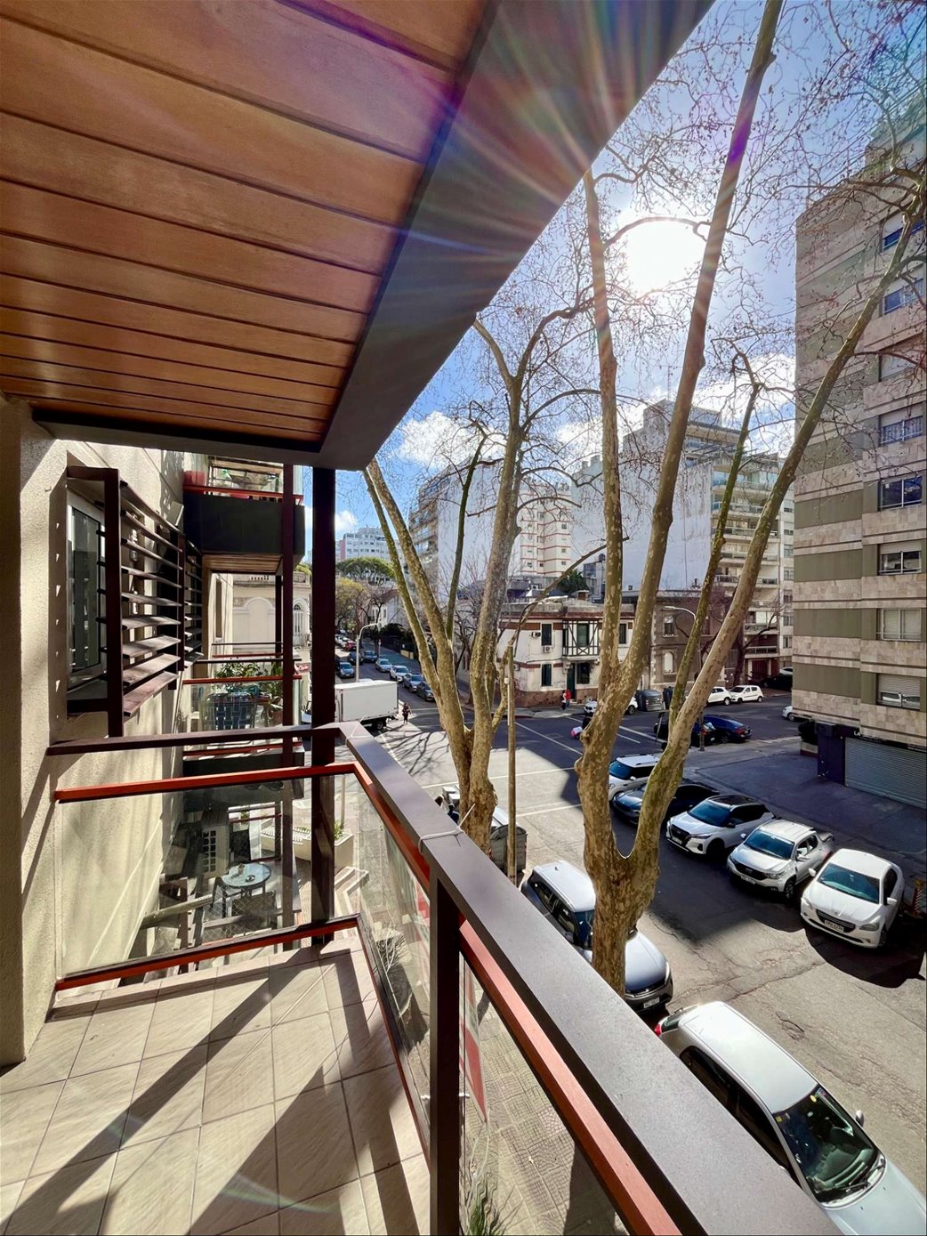 Alquiler Apartamento Pocitos 2 Dormitorios 2 Baños Terraza y Garaje