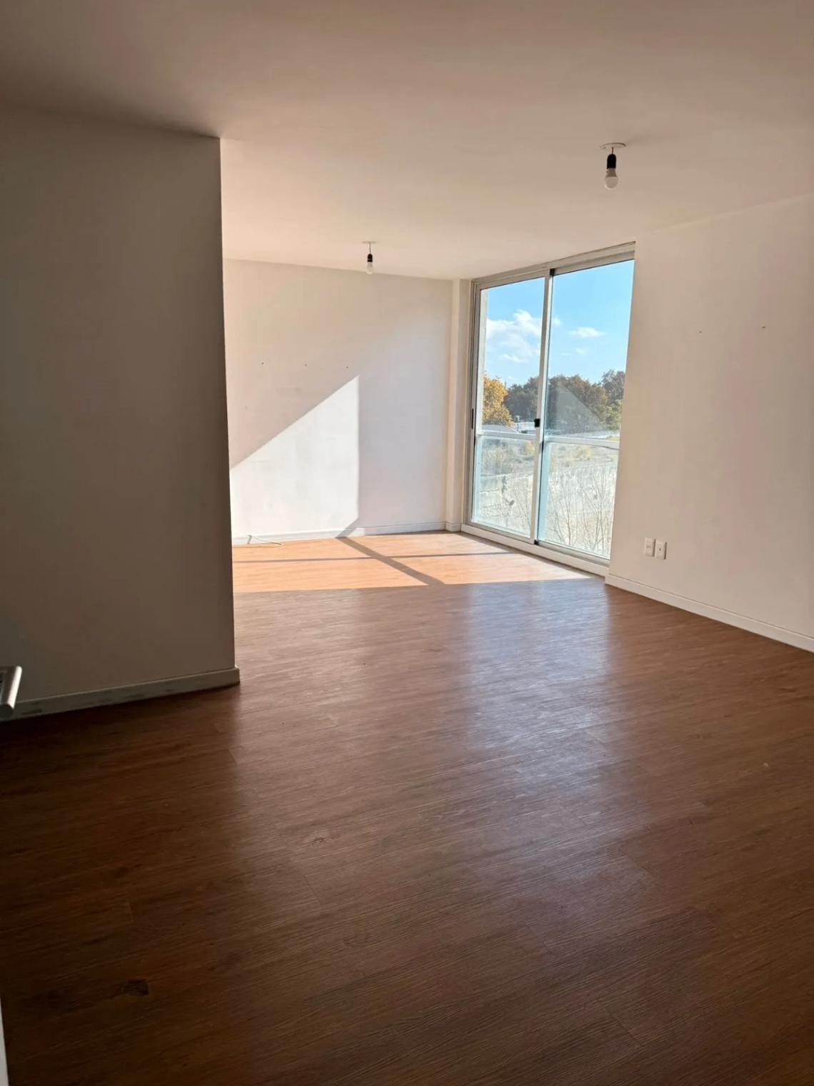 Apartamento en alquiler c/ cochera en Tres Cruces · Foto 1