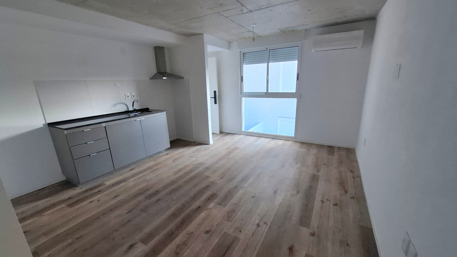 Alquiler Apartamento 2 Dorm con Garaje Piso 2 , Tres Cruces