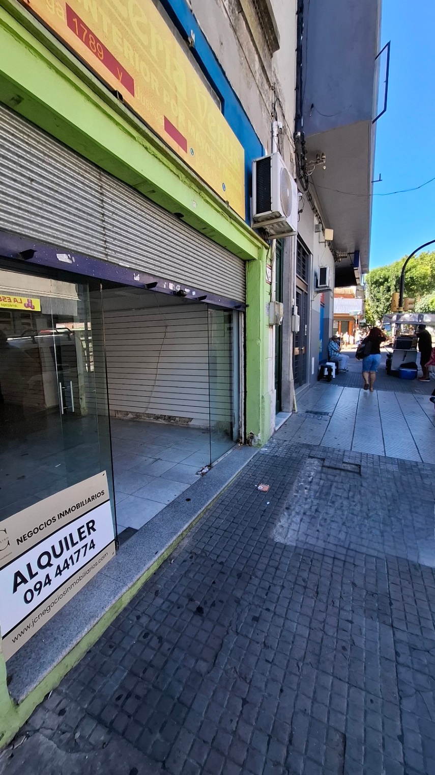 Alquiler Local Comercial, Villa Muñoz Zona Mayorista Arenal Grande · Foto 6