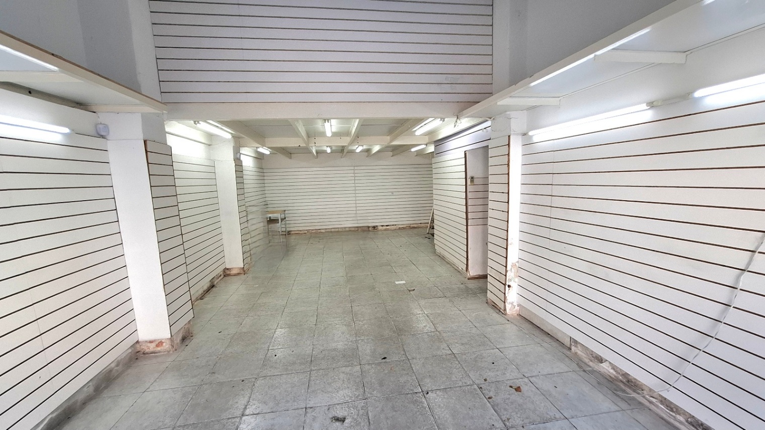 Alquiler Local Comercial, Villa Muñoz Zona Mayorista Arenal Grande · Foto 4