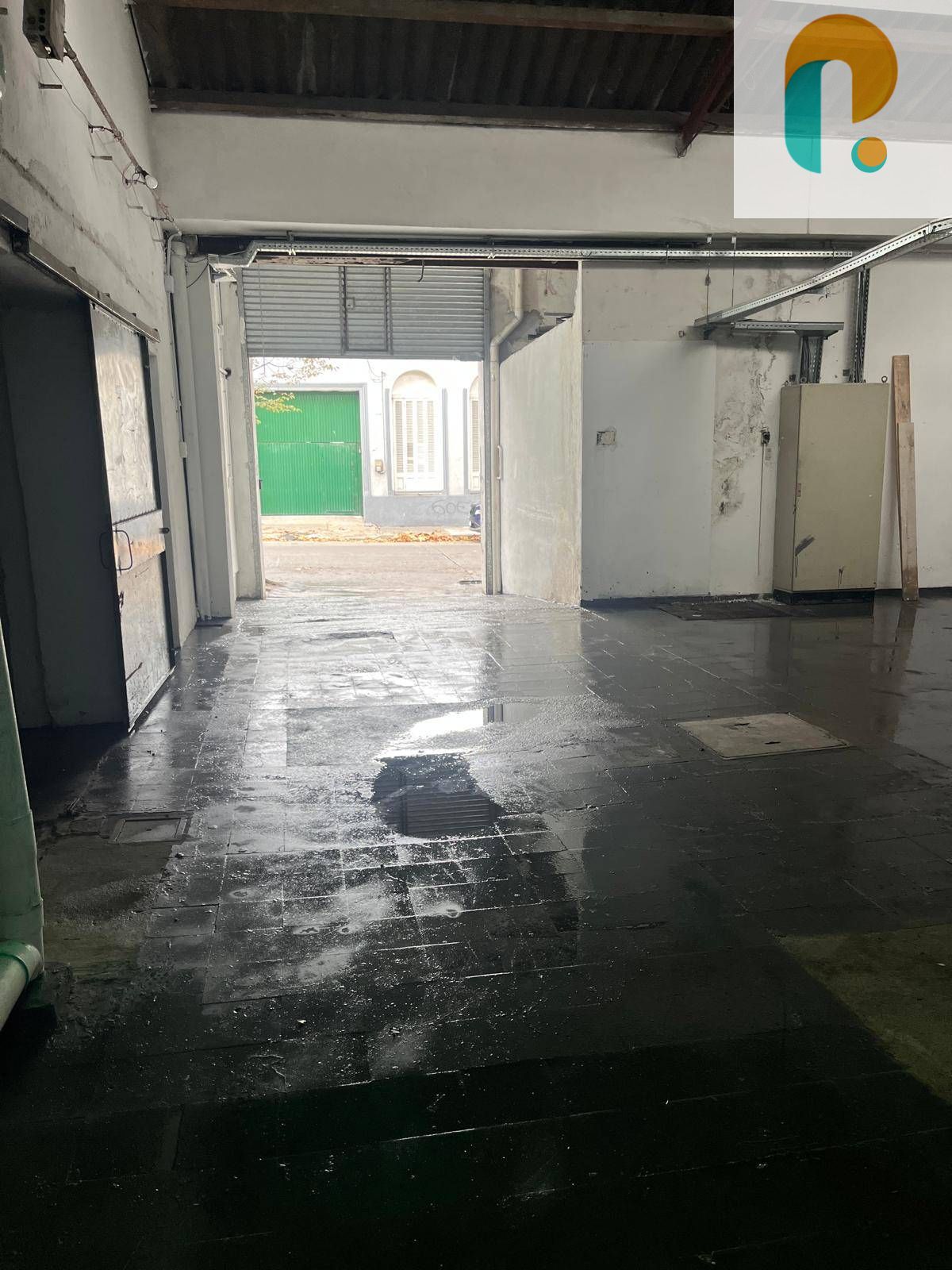 Alquiler de Galpón en La Comercial 237m2