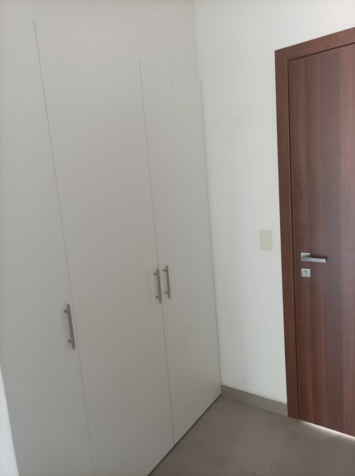 Departamento en alquiler c/ cochera en 1er. Barrio — foto 2