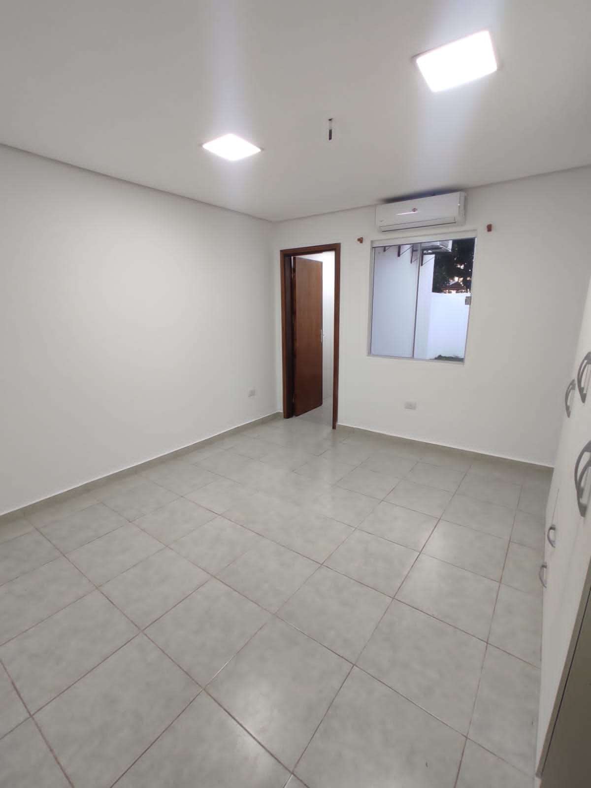 Casa en venta en Luque — foto 3