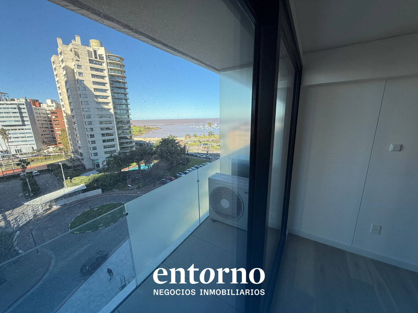 Alquiler Apartamento 1 Dormitorio Vista Al Puerto Buceo · Foto 11