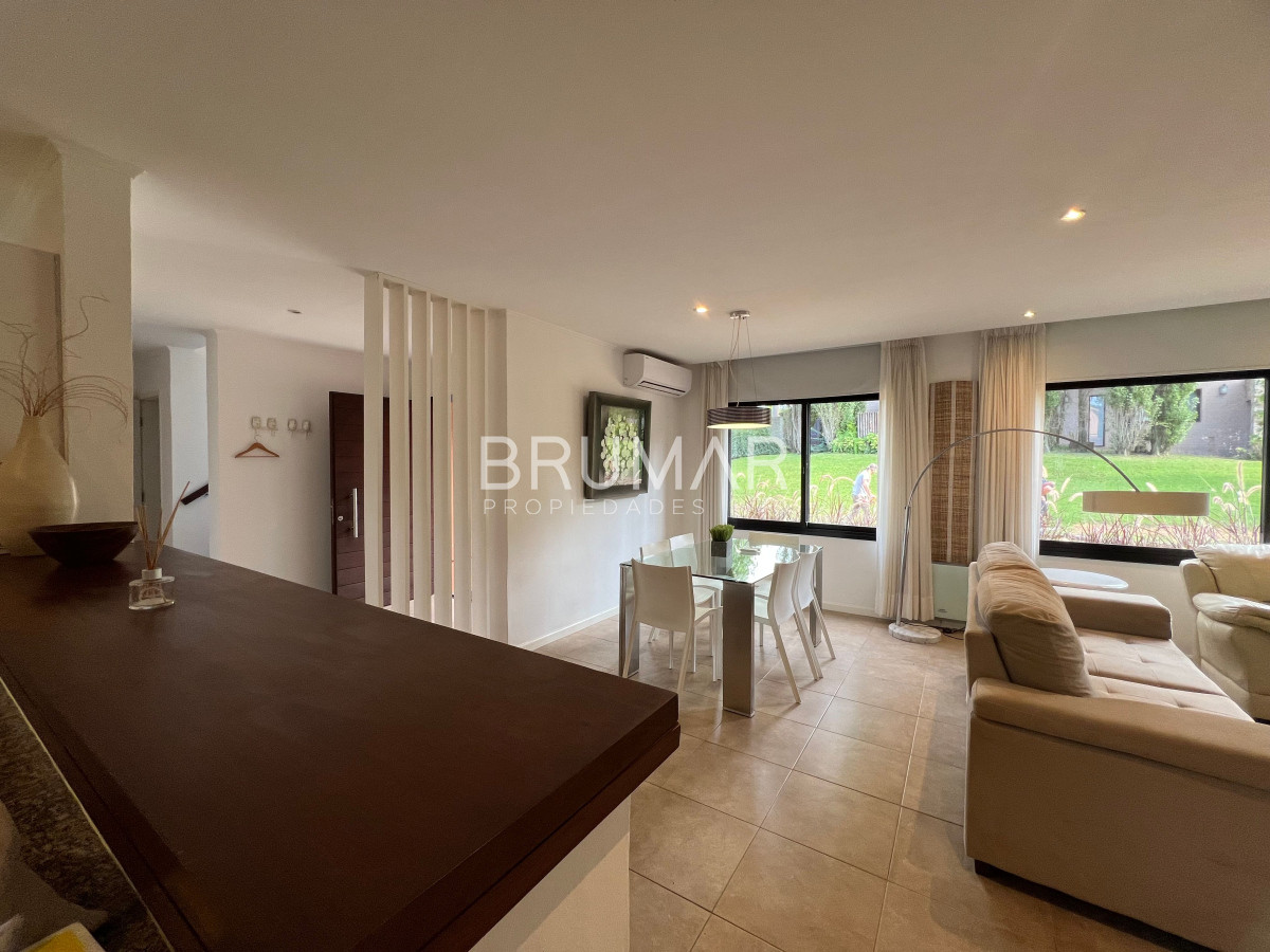 Alquiler anual y venta casa 2 dormitorios en Barrio privado · Foto 7