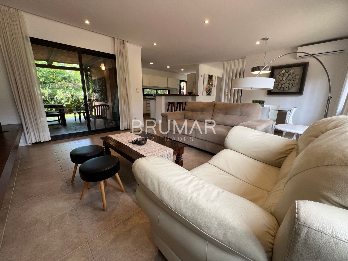 Alquiler anual y venta casa 2 dormitorios en Barrio privado · Foto 6