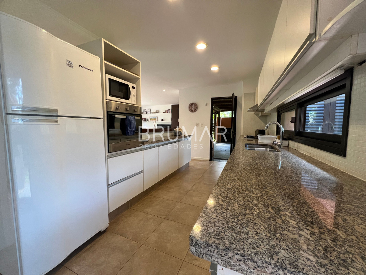 Alquiler anual y venta casa 2 dormitorios en Barrio privado · Foto 8