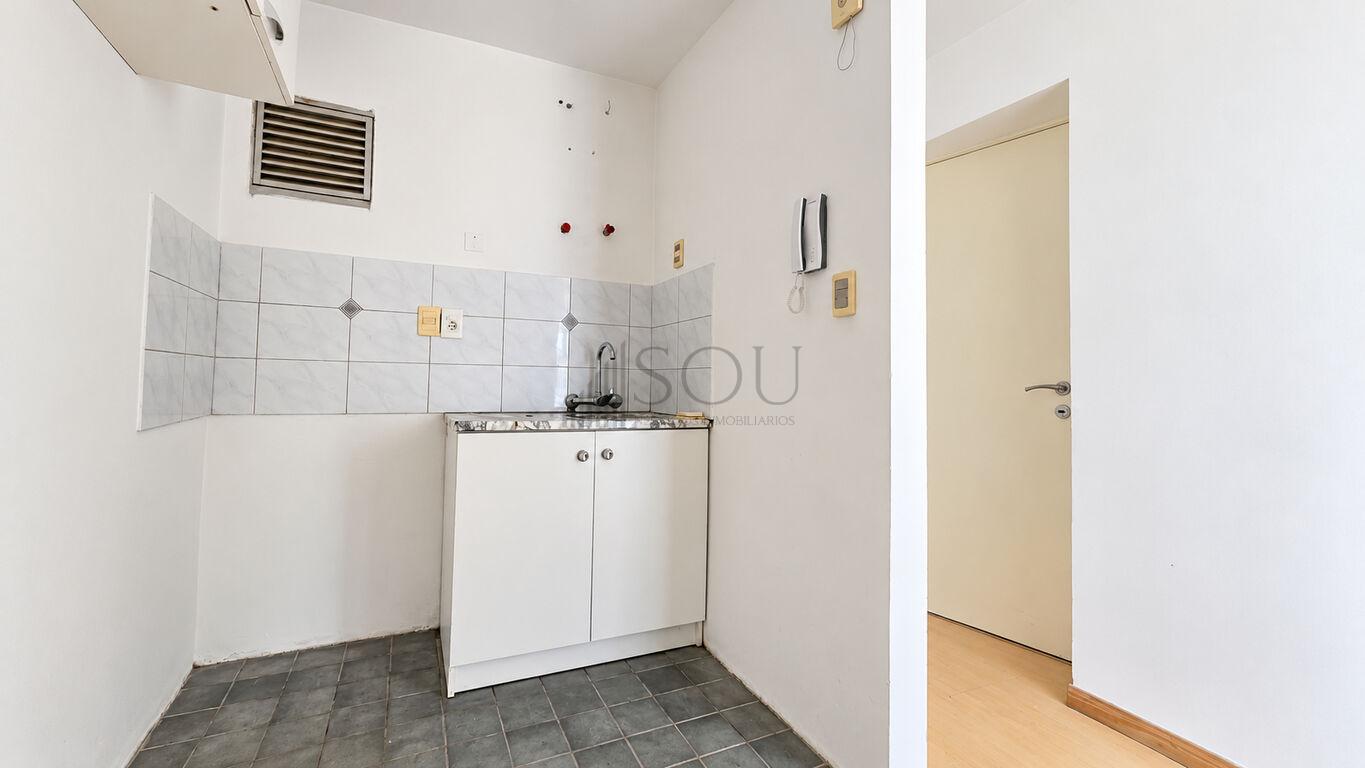 ALQUILER MONOAMBIENTE EN TRES CRUCES · Photo 4