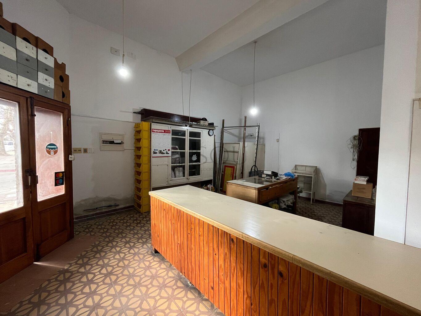 Alquiler local comercial en Las Piedras