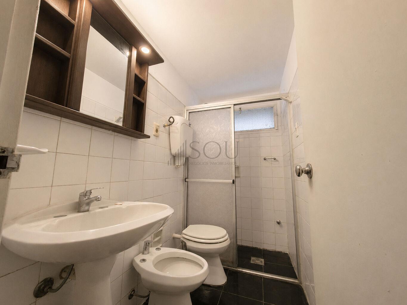 APARTAMENTO 2 DORMITORIOS CENTRO · Foto 9