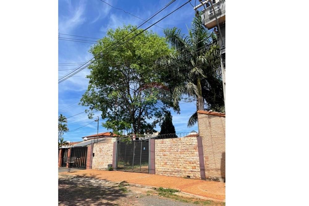 Vendo Amplia y Cómoda Casa en Asunción, Barrio San Pablo — foto 3