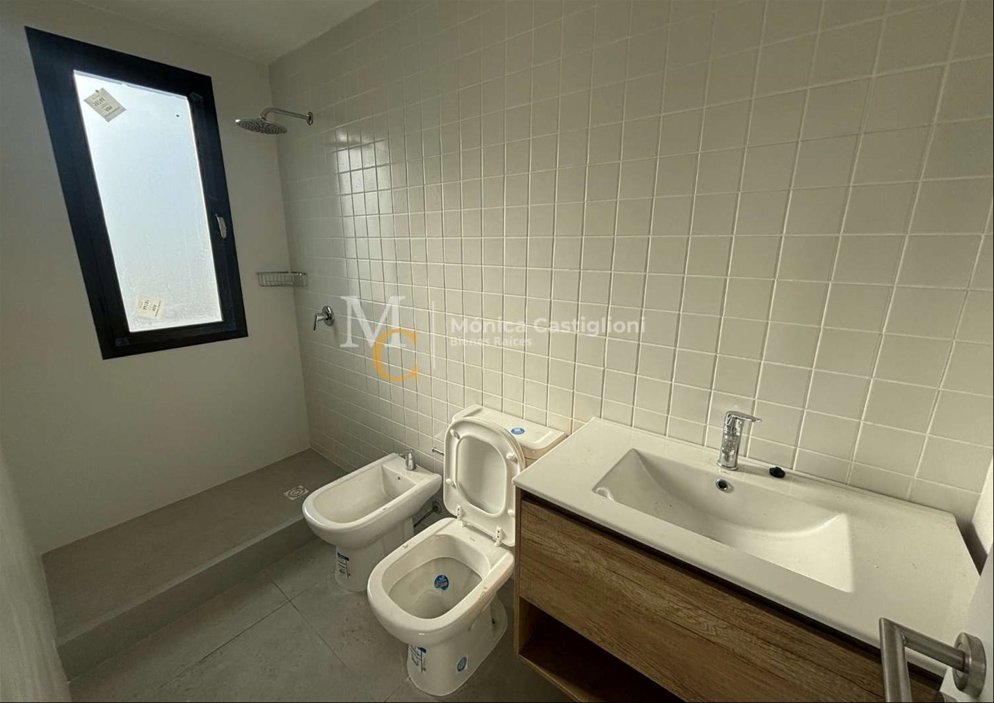 Casa en Barra de Carrasco de 3 Dormitorios 2 Baños. A estrenar en Housing de 4 casas. Bajo Ley de Vivienda Promovida. · Foto 10