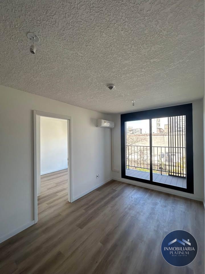 Apartamento en alquiler c/ cochera en La Blanqueada · Foto 2