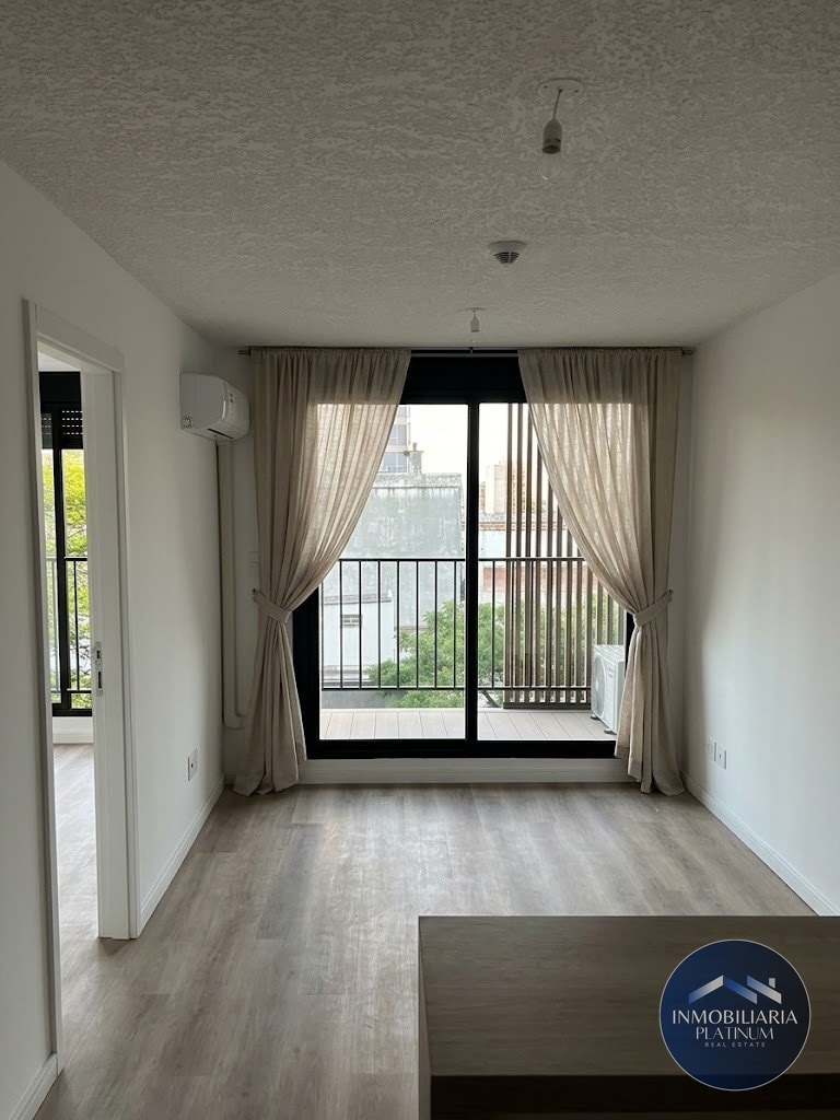 Apartamento en alquiler c/ cochera en La Blanqueada · Foto 3