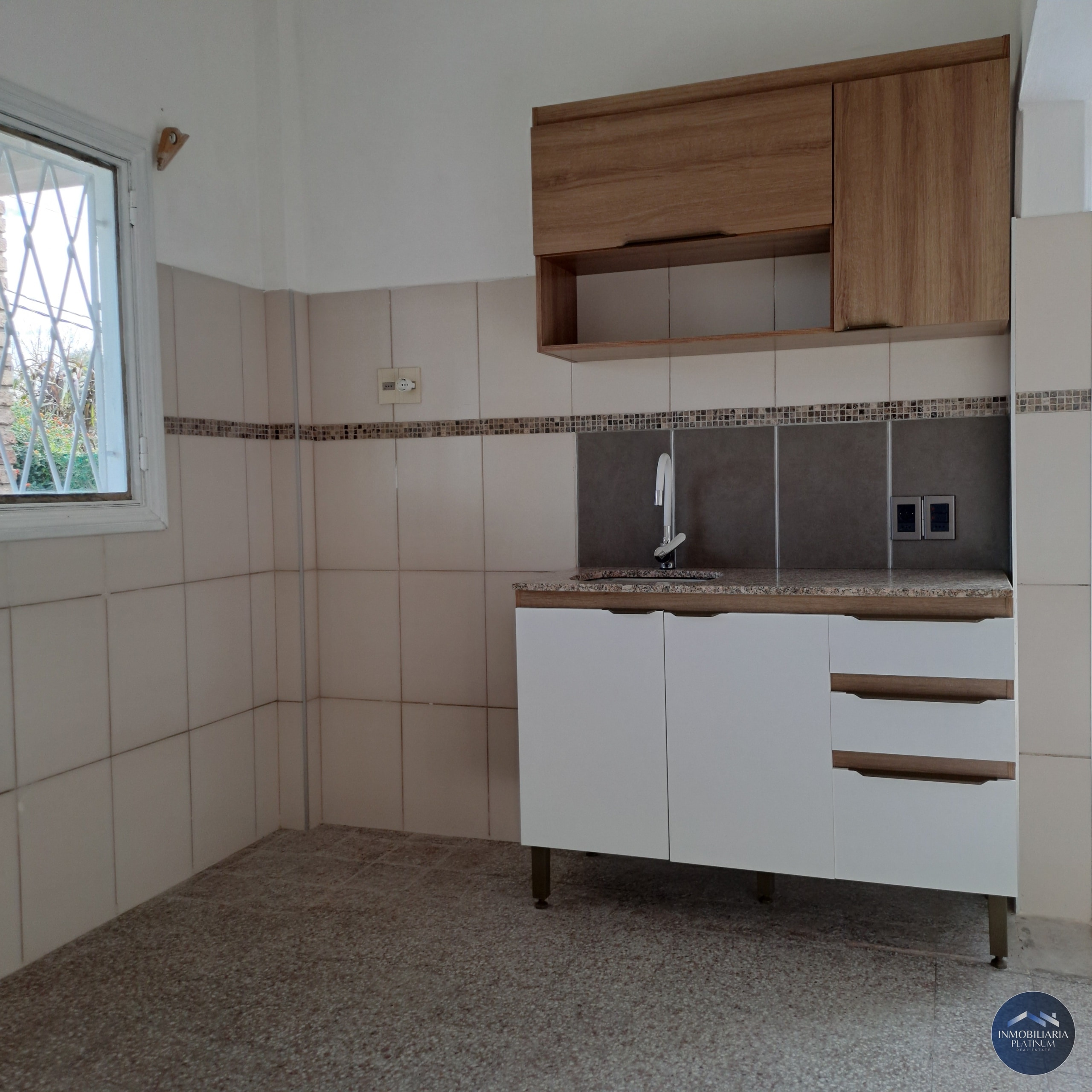 Casa en alquiler c/ cochera en Solymar · Foto 4