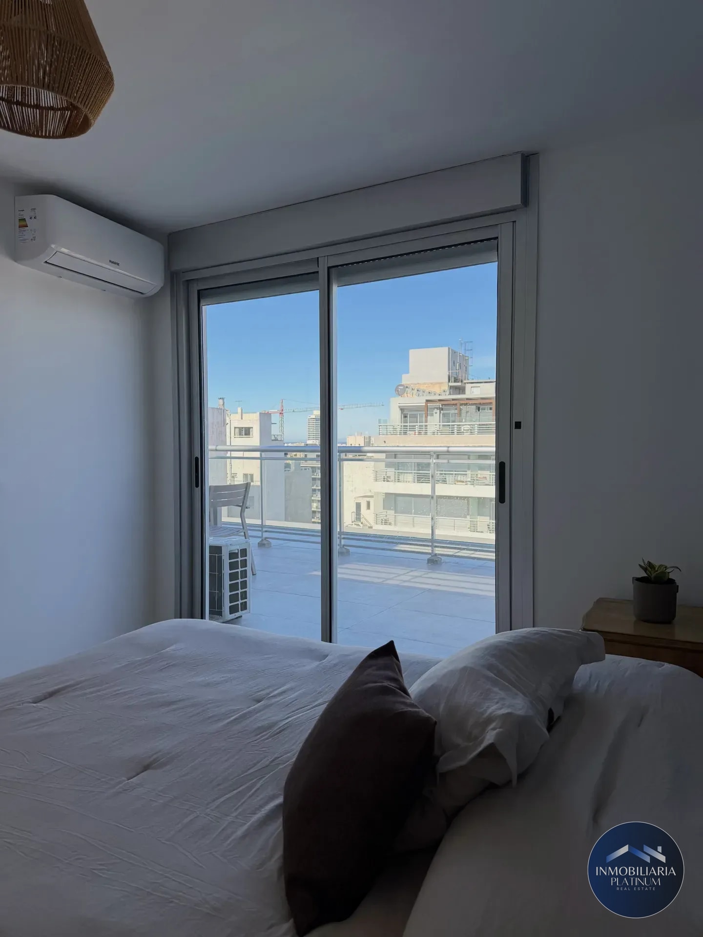 Penthouse en Alquiler en Cordón | A Estrenar, Amueblado y Gran Terraza · Foto 9