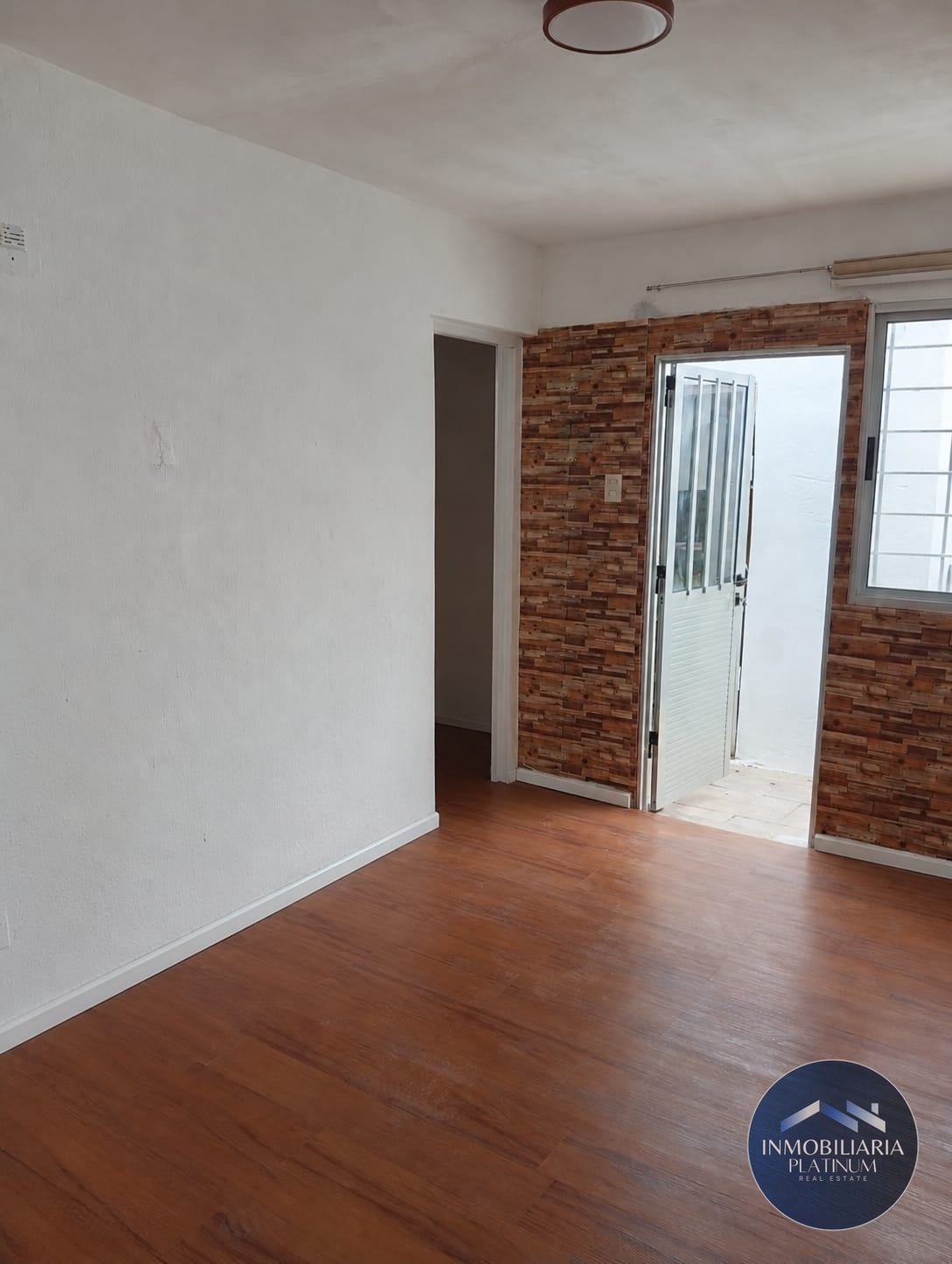 Casa en alquiler c/ cochera en Cerrito · Foto 12