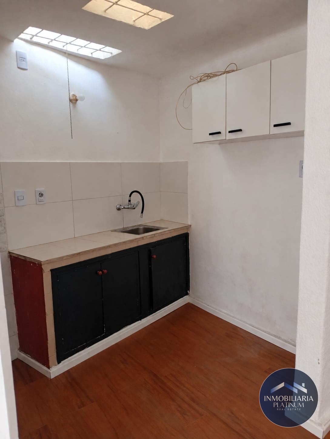 Casa en alquiler c/ cochera en Cerrito · Foto 10