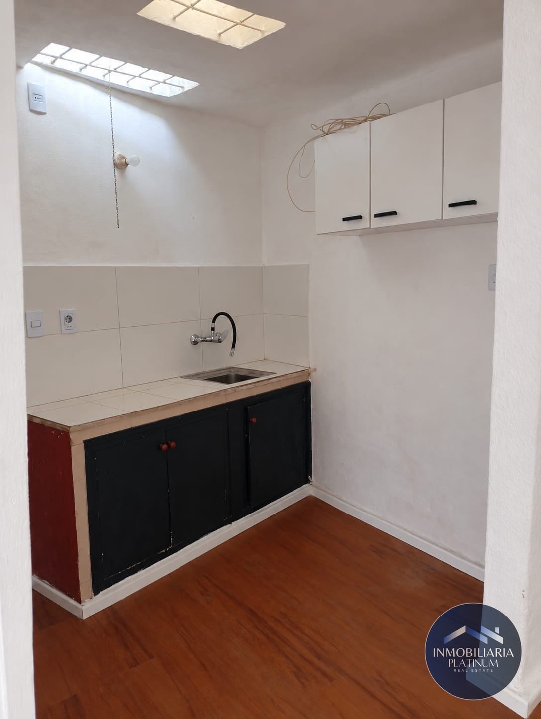 Casa en alquiler c/ cochera en Cerrito · Foto 11