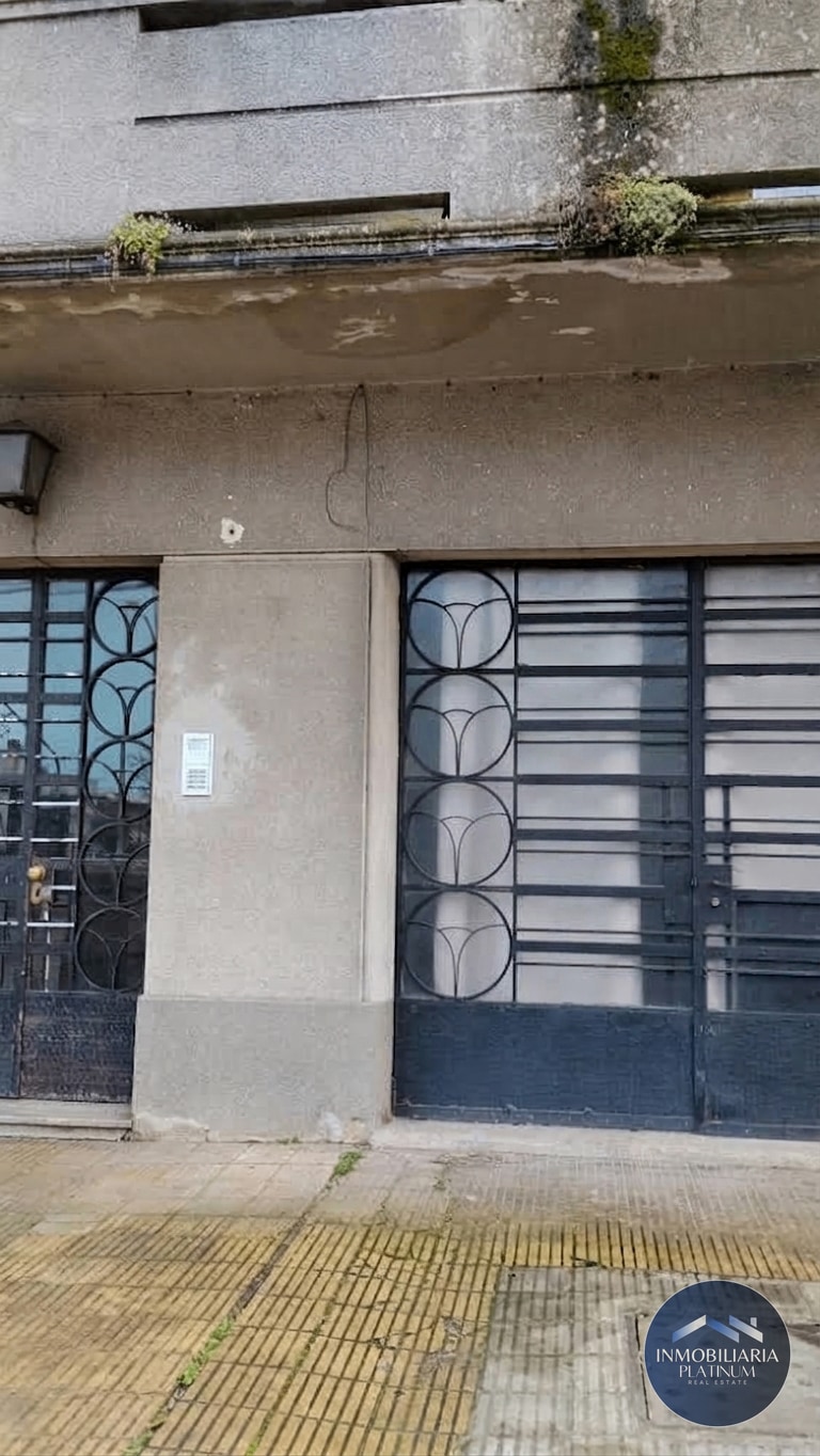 GARAJE/ DEPÓSITO  (50 m2) en alquiler ubicado en Brazo Oriental por Bvar Artigas · Foto 9