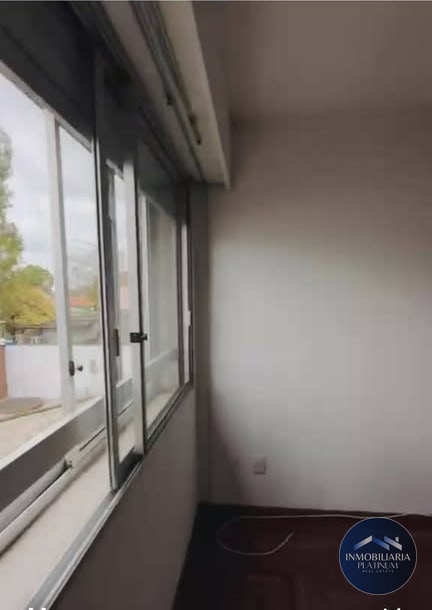 Apartamento 3 dormitorios y 2 baños en alquiler c/ cochera en Malvin · Foto 11