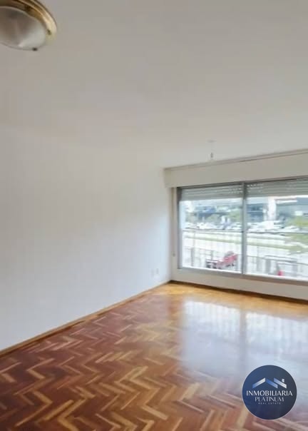 Apartamento 3 dormitorios y 2 baños en alquiler c/ cochera en Malvin · Foto 12