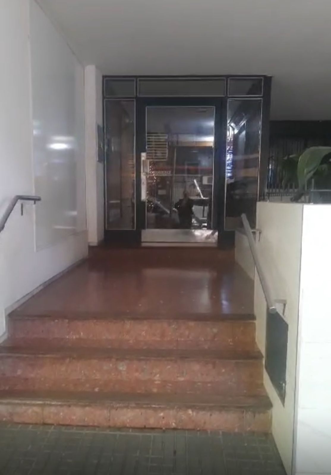 Apartamento en alquiler de 2 dormitorios en Centro · Foto 4